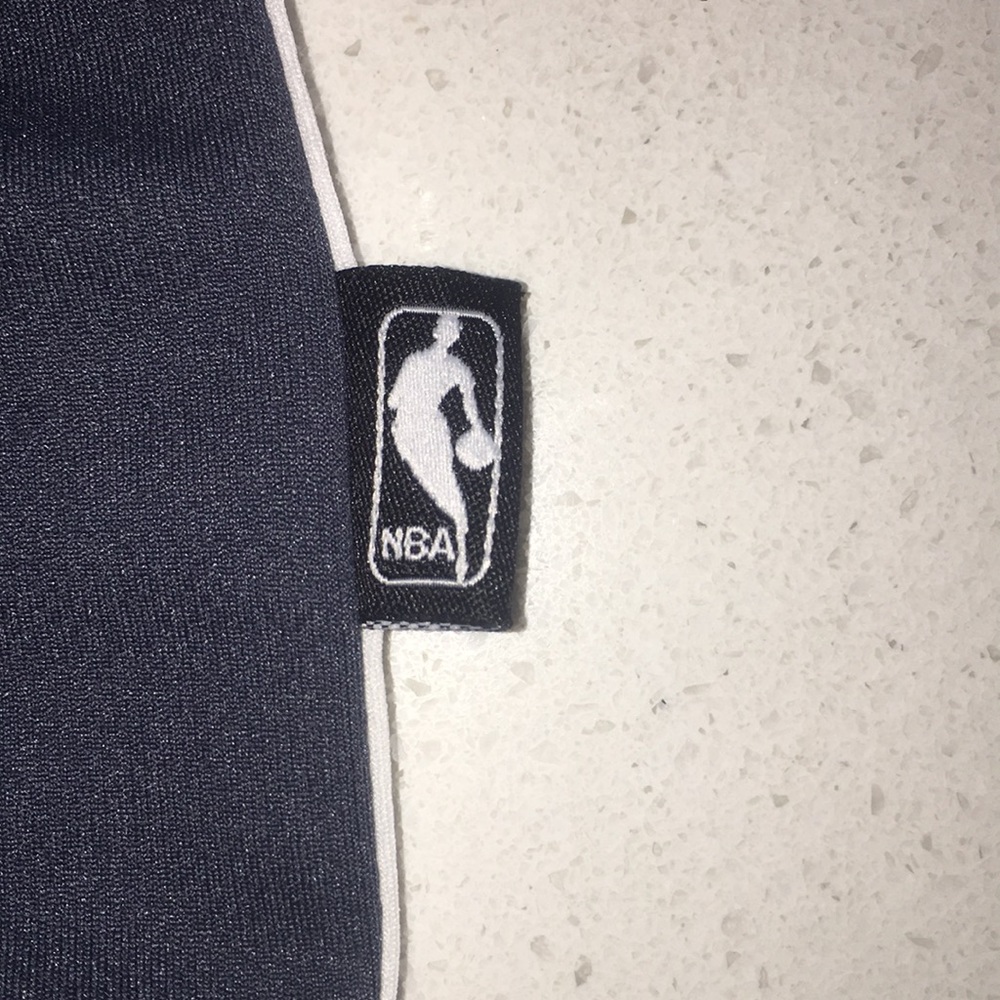 Vintage curry jersey 100$ fits like a Large - Picture 6 of 8